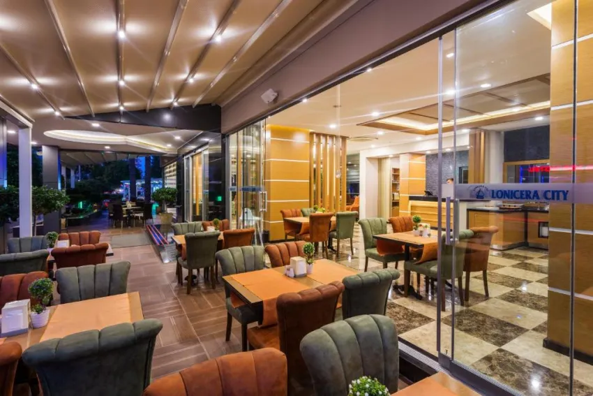 LONICERA CITY KLEOPATRA  3*-15