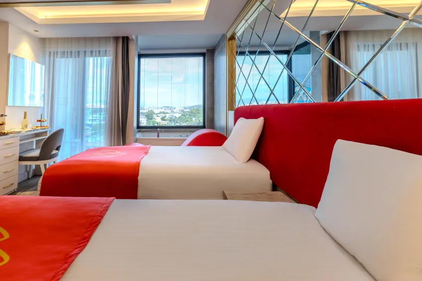 Granada Luxury Red (Adults Only 16+) 5*-24
