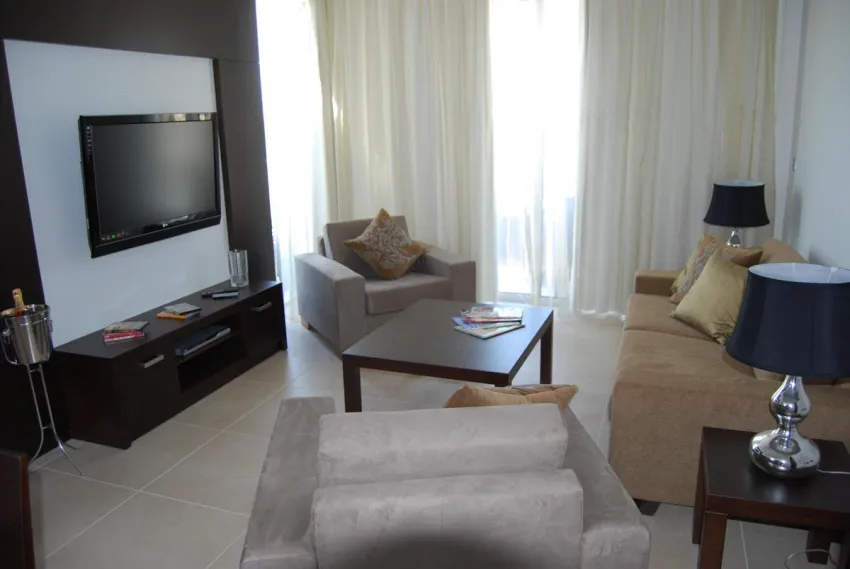 Amphora Hotel and Suites 4*-7