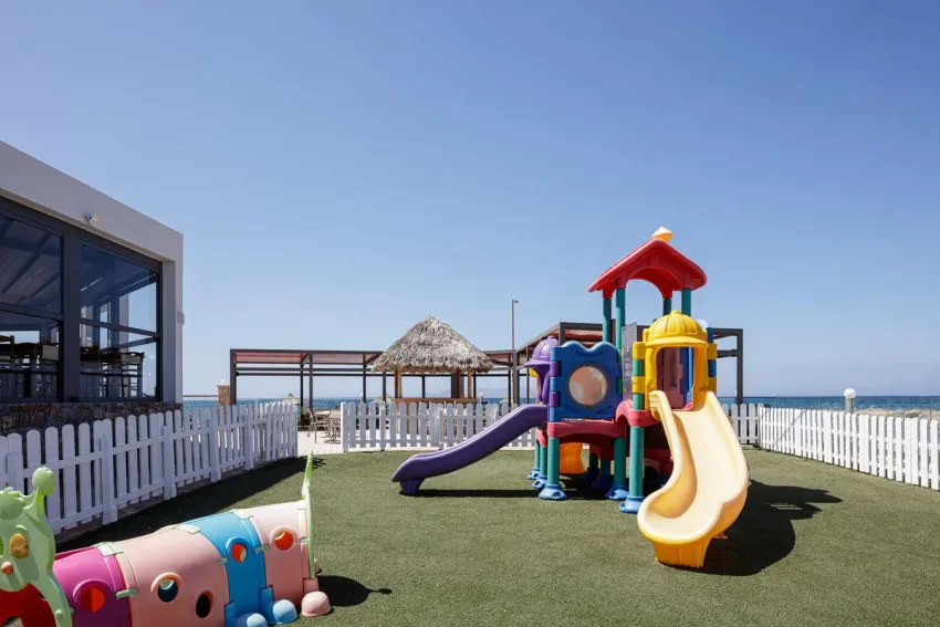 Golden Bay Hotel And Bungalows 4*-21