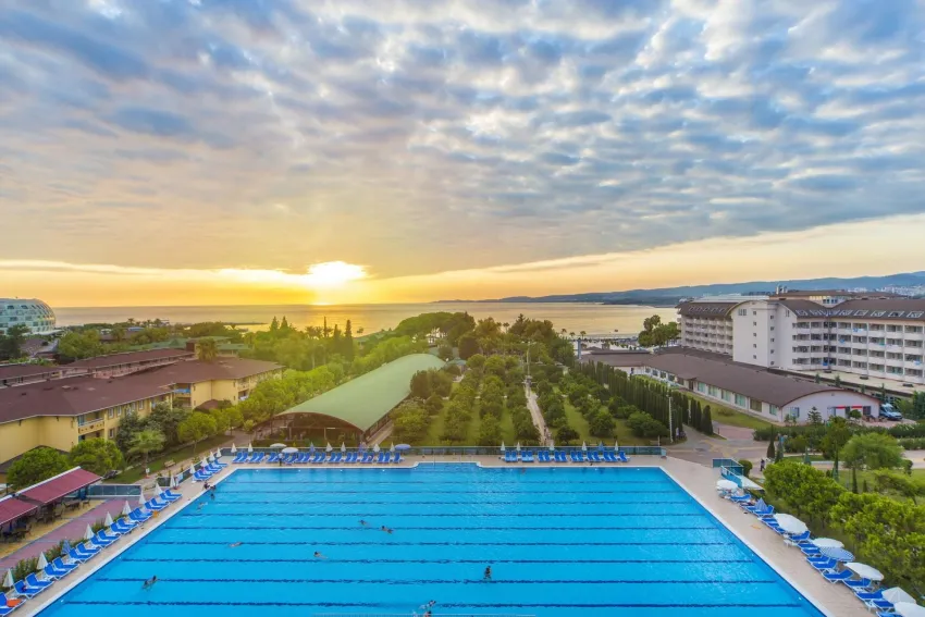Lonicera Resort & Spa Hotel 5*-5