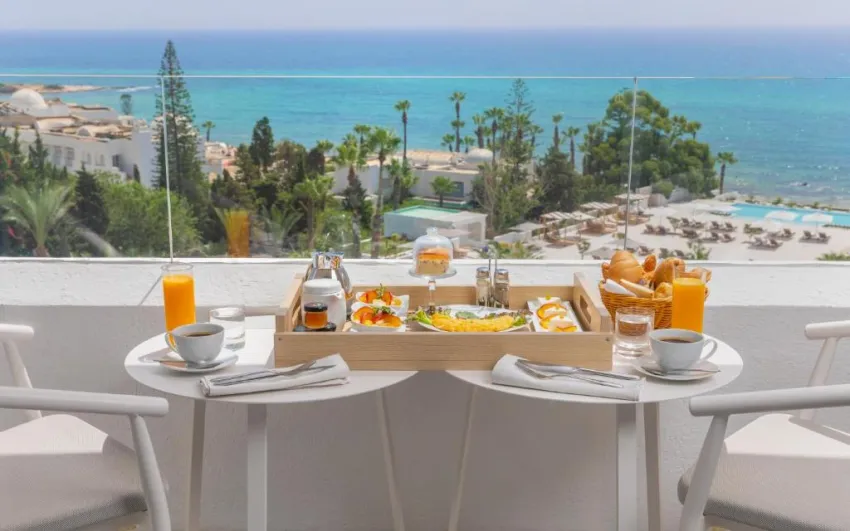 ROYAL AZUR THALASSA  5*-26