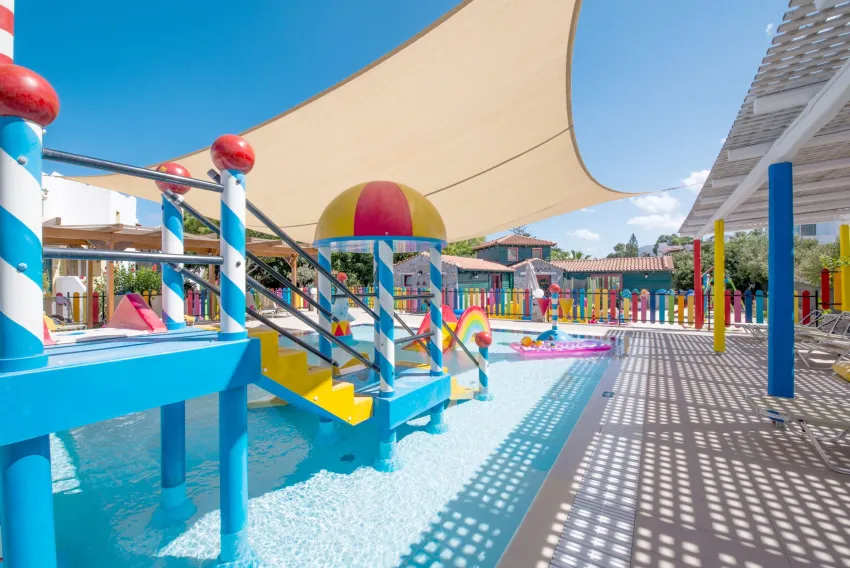 Alexander Beach Hotel And Village Resort 5*-4