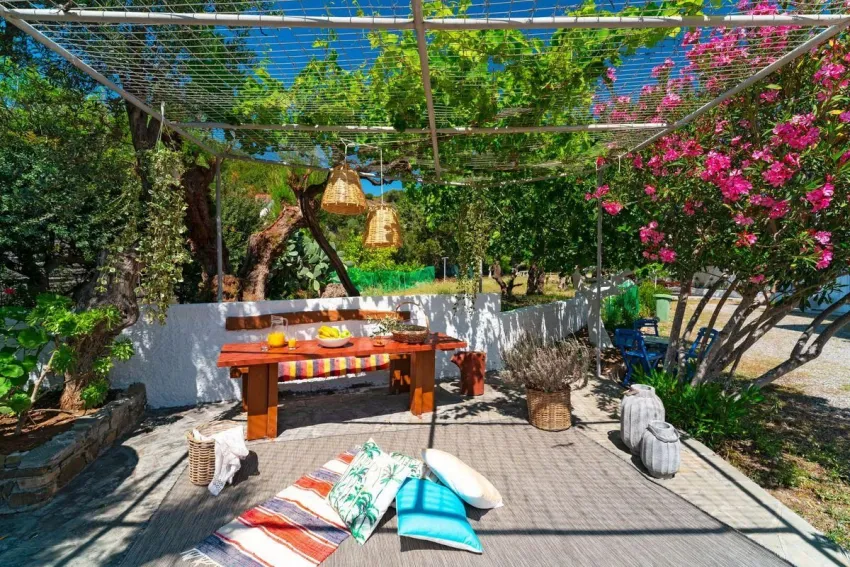 Tselios Apartments & Studios 1*-24