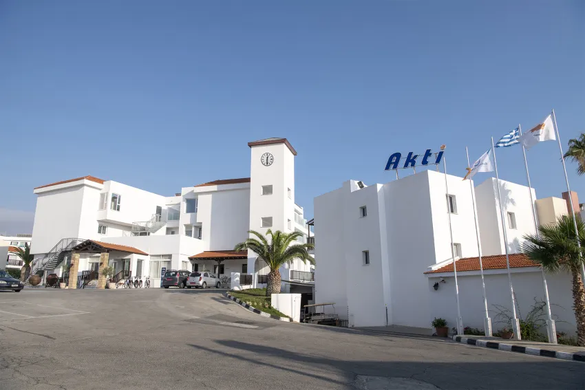 Akti Beach Hotel and Village Resort 4*-1