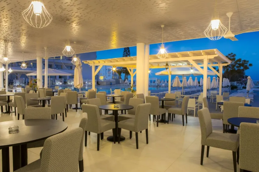 Odessa Hotel 4*-9