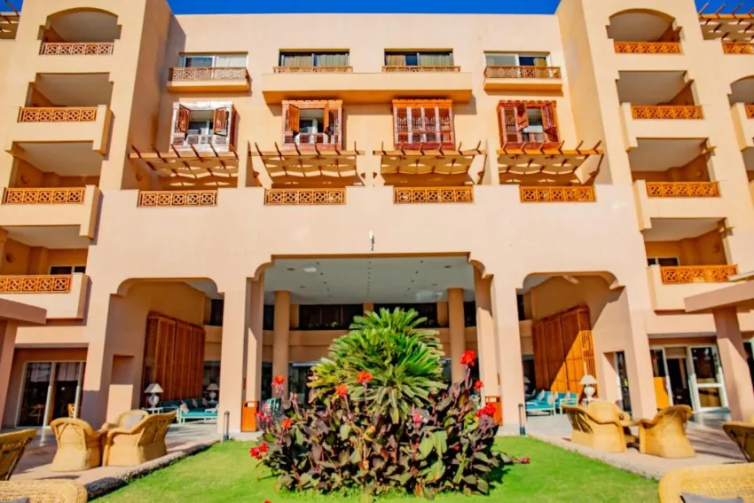 CONTINENTAL HOTEL HURGHADA  5*-24