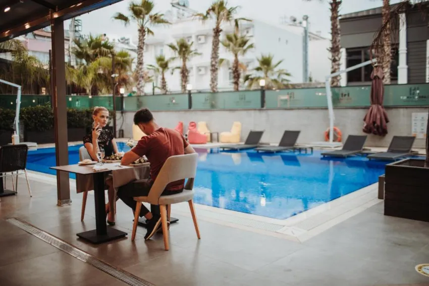 LAREN FAMILY HOTEL & SPA  4*-12