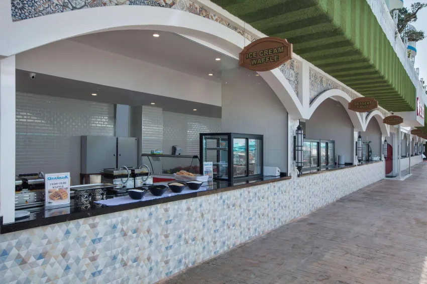 Granada Luxury Beach 5*-108