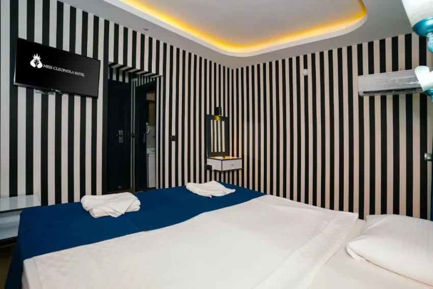 MISS CLEOPATRA HOTEL  2*-12