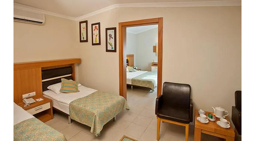 CRYSTAL FLORA BEACH RESORT & SPA  5*-10