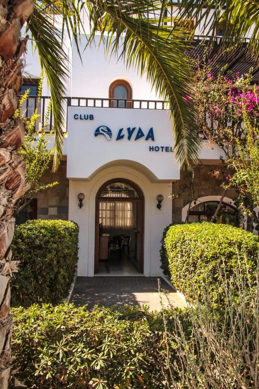 Club Lyda Hotel 3*-3