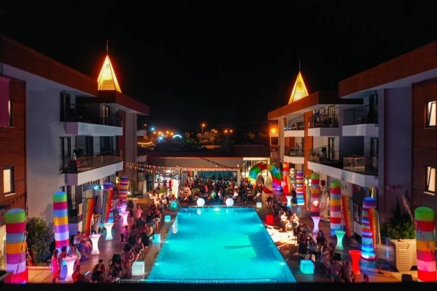 SIDE AMOUR HOTEL  4*-15