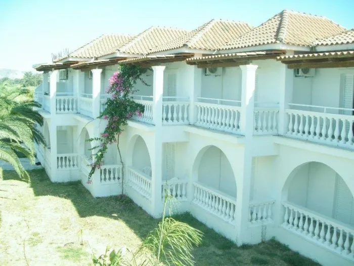 Mariana Hotel and Studios 3* - Laganas - Grecia