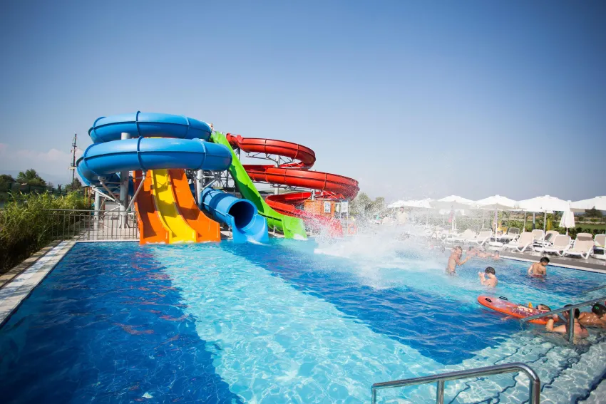 Water Side Resort & Spa 5*-104