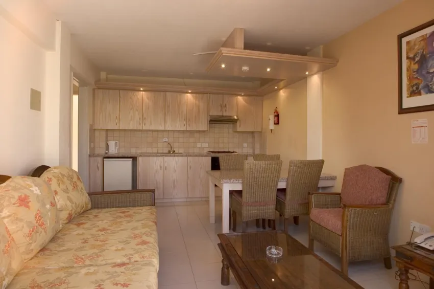 Senator Hotel Apartments 3*-14