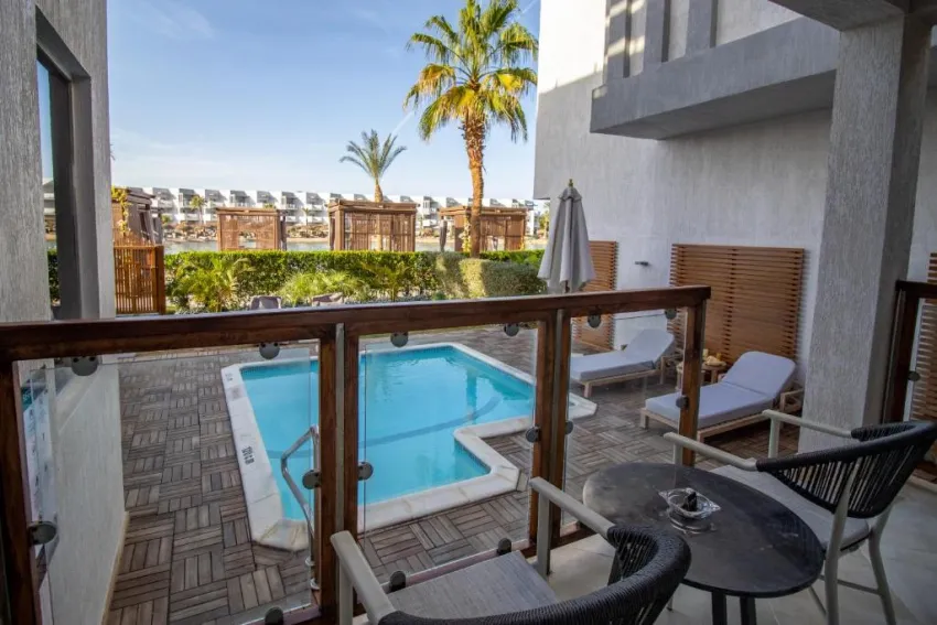 SUNRISE CRYSTAL BAY RESORT  5*-59