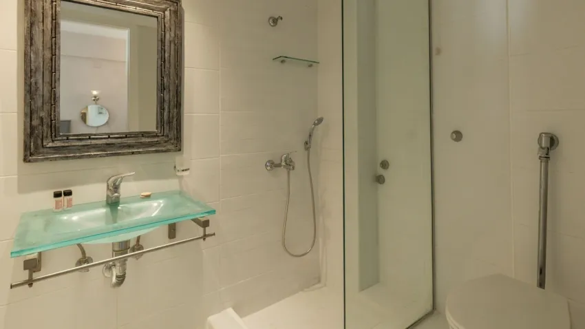 Nami Hotel & Suites 4*-24