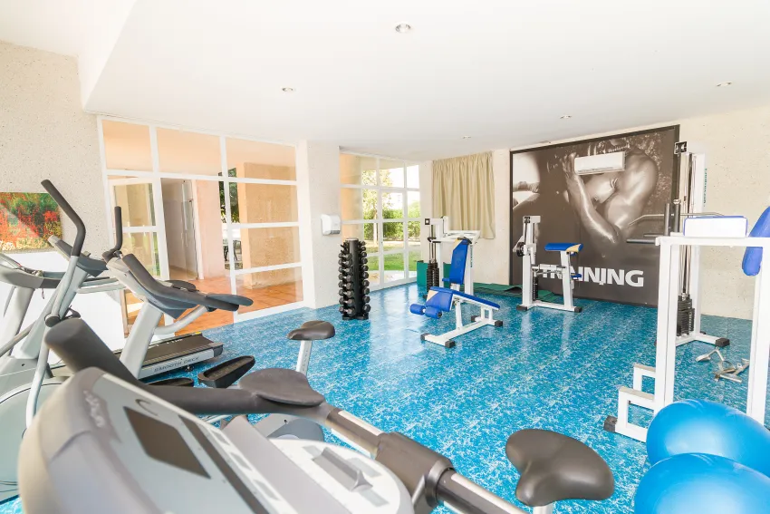 Zafiro Alzinar Mar 4*-39