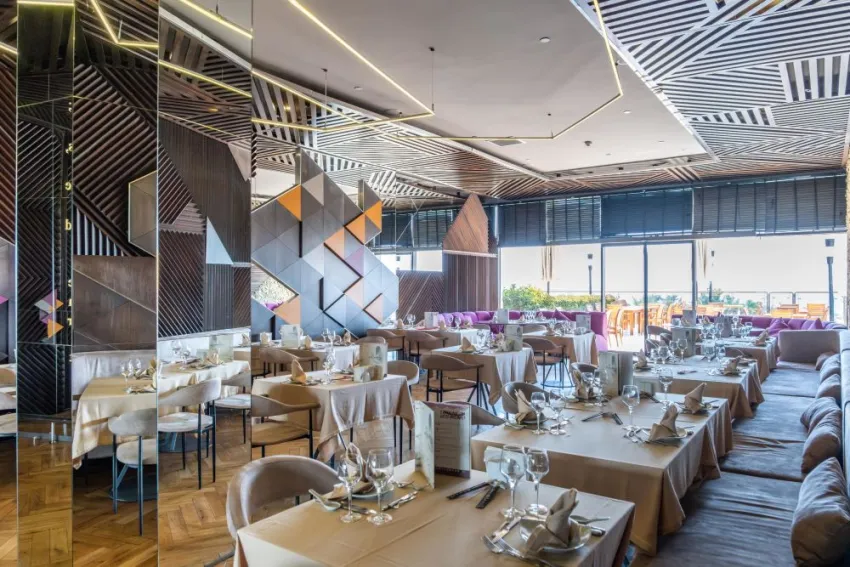 Side Star Elegance 5*-28