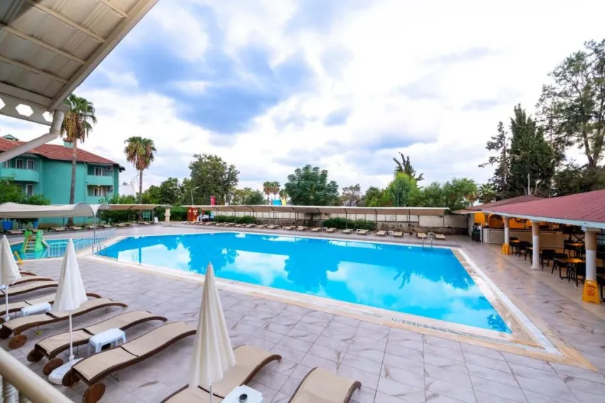 ARMAS GREEN FUGLA BEACH  4*-15