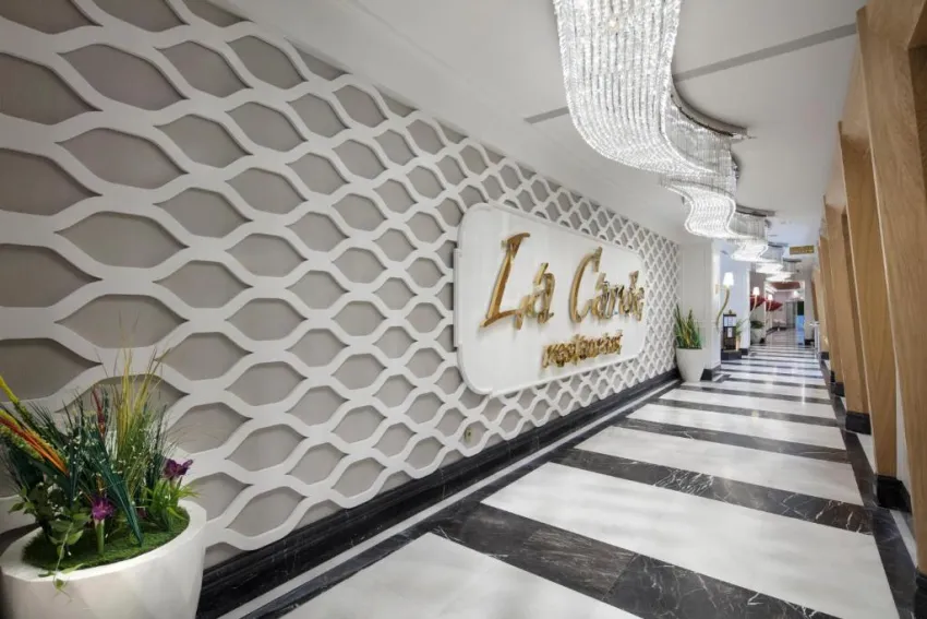 GRANADA LUXURY BEACH  5*-19