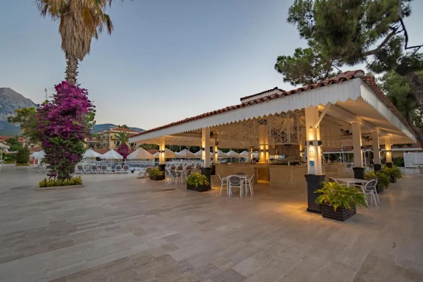 CLUB PHASELIS ROSE  5*-25