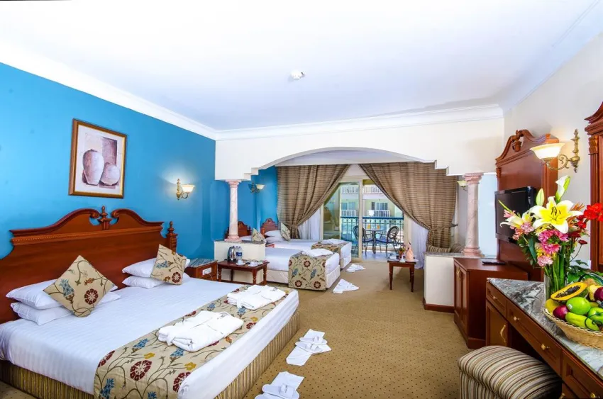 TITANIC PALACE RESORT  5*-8