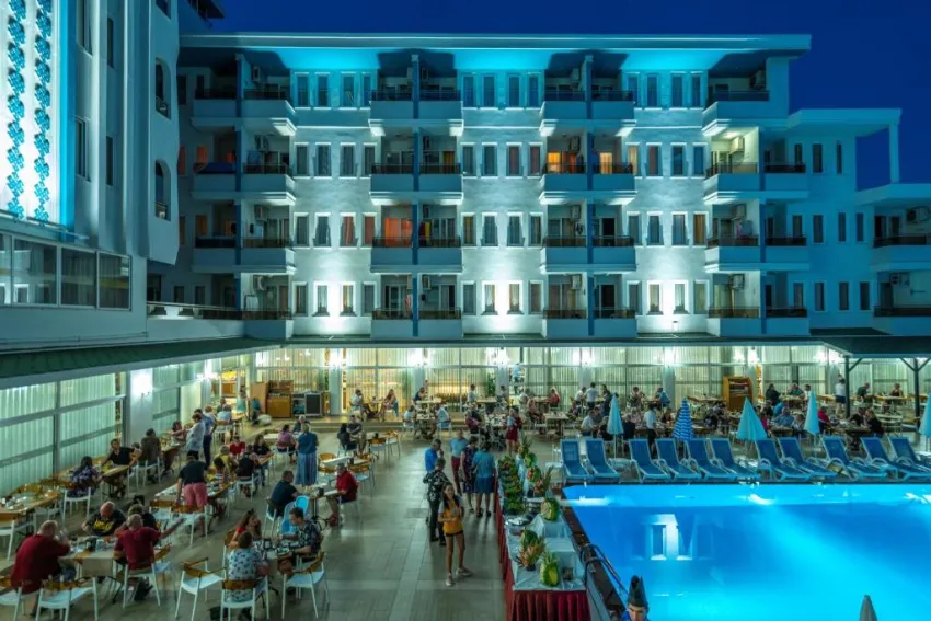 BLUE STAR HOTEL  4*-29