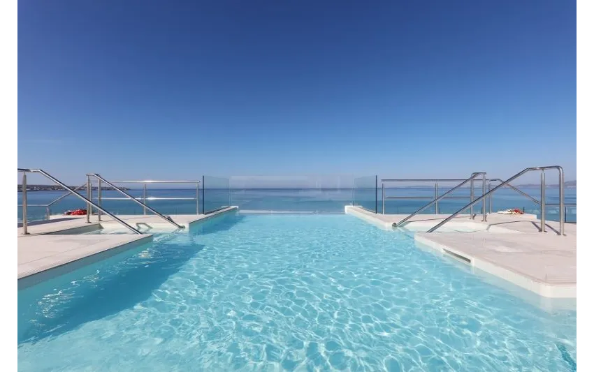 Iberostar Waves Bahía de Palma 4*-12