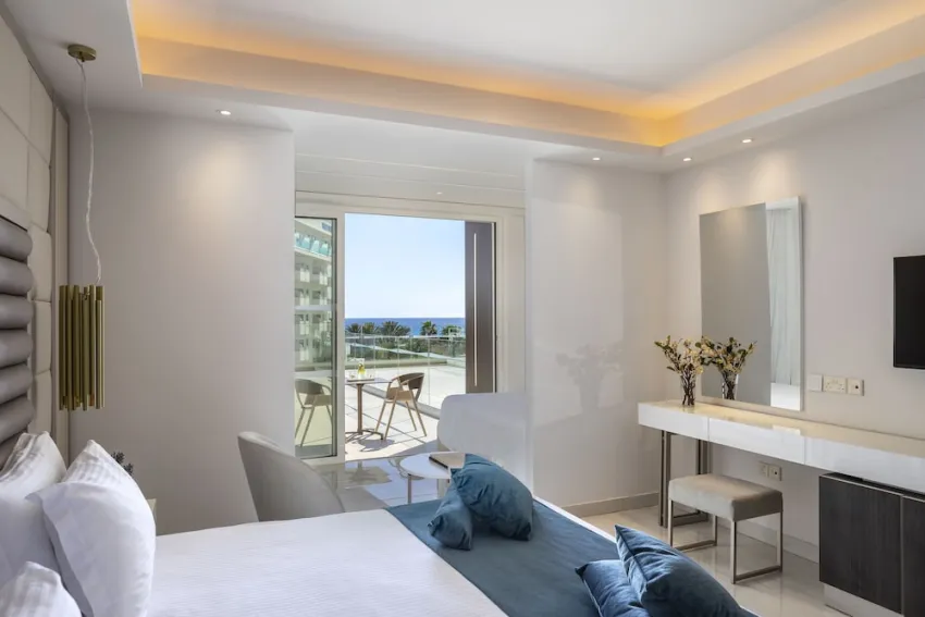 Chrysomare Beach Hotel and Resort 5*-102