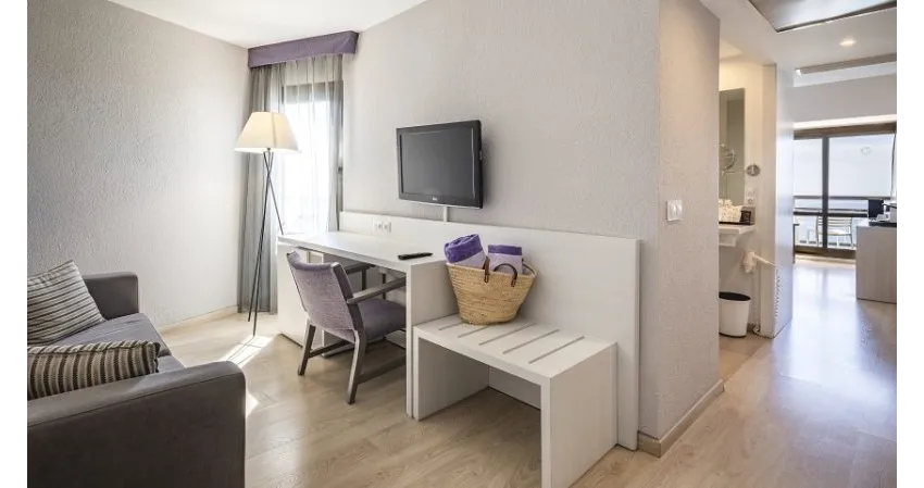 La Cala Be Live Adults Only 4*-16