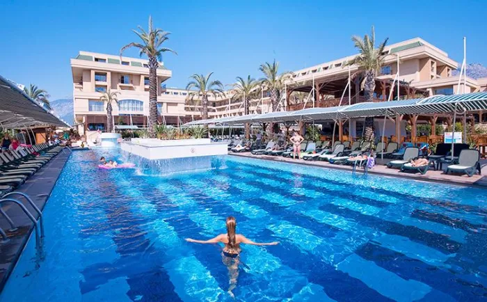 CRYSTAL DELUXE RESORT & SPA  5* - Kemer - Turcia