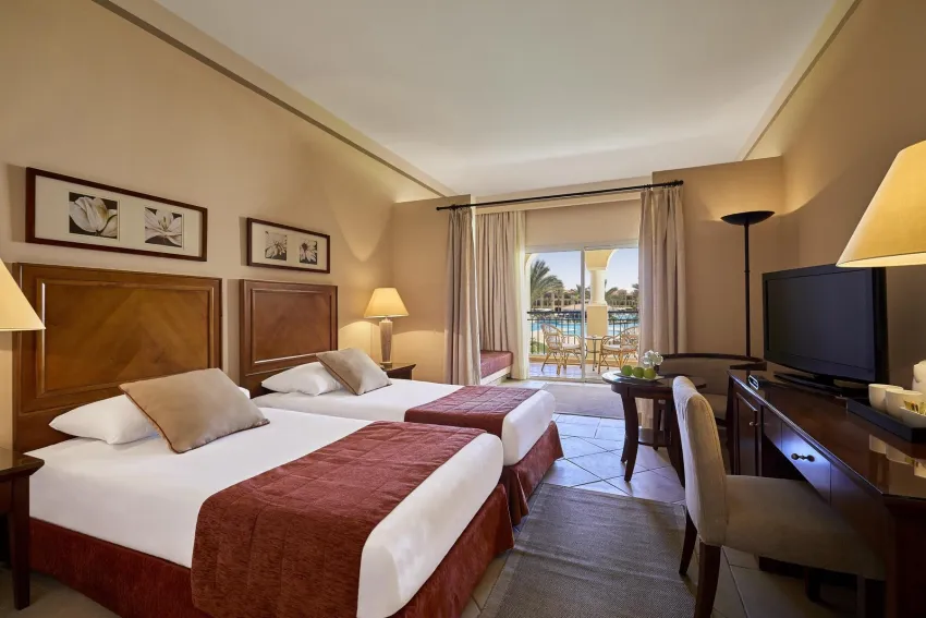 Jaz Almaza Beach 5*-10