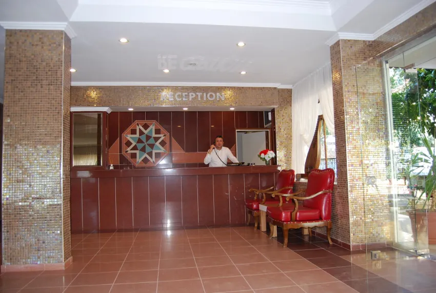 Select Apart Hotel 3*-5