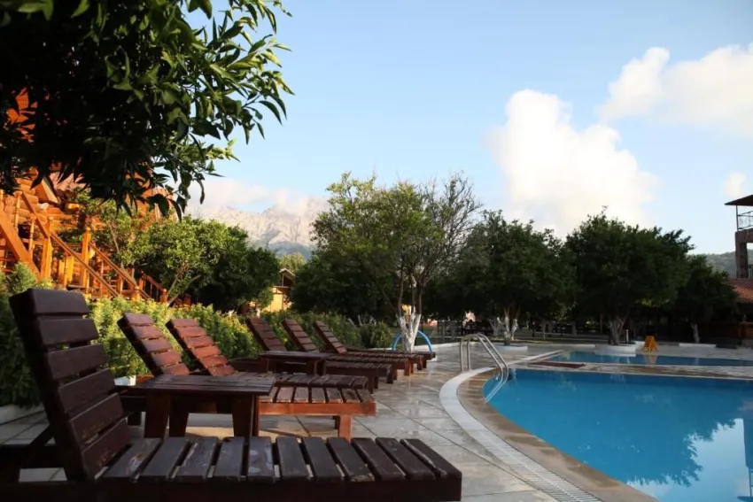 WOODLINE HOTEL  3*-7