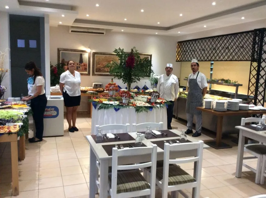 Mare Olympus Apartments 2*-8