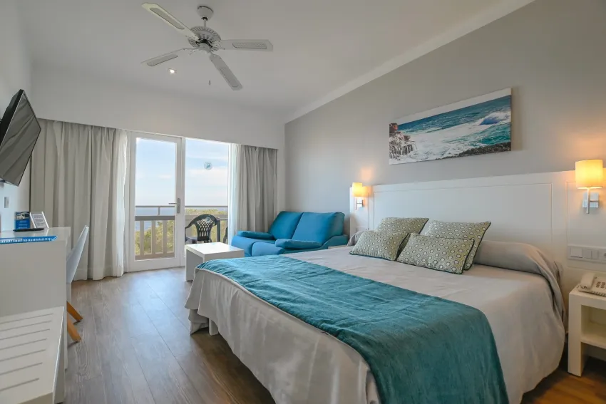 Pinos Playa Hotel 3*-15