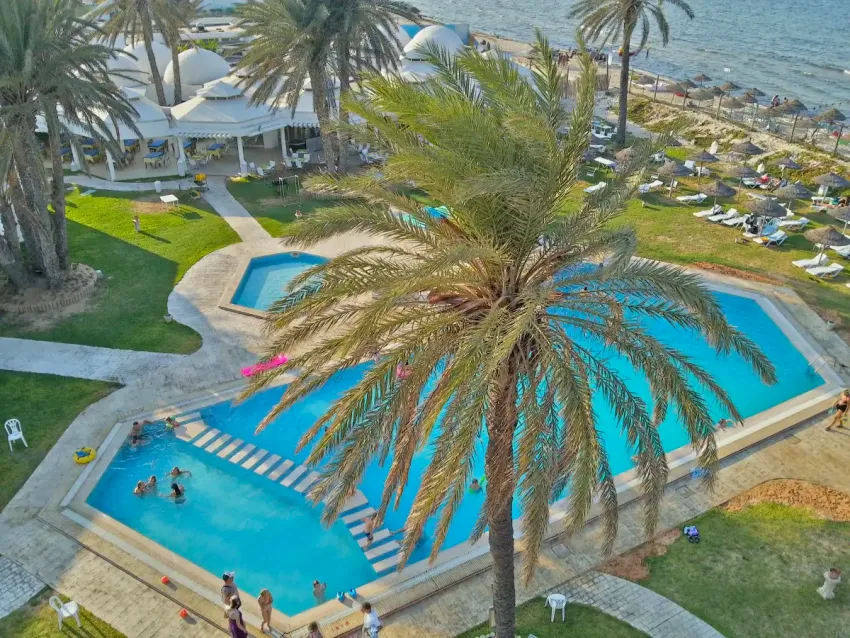MONARQUE CLUB RIVAGE MONASTIR  4*-4