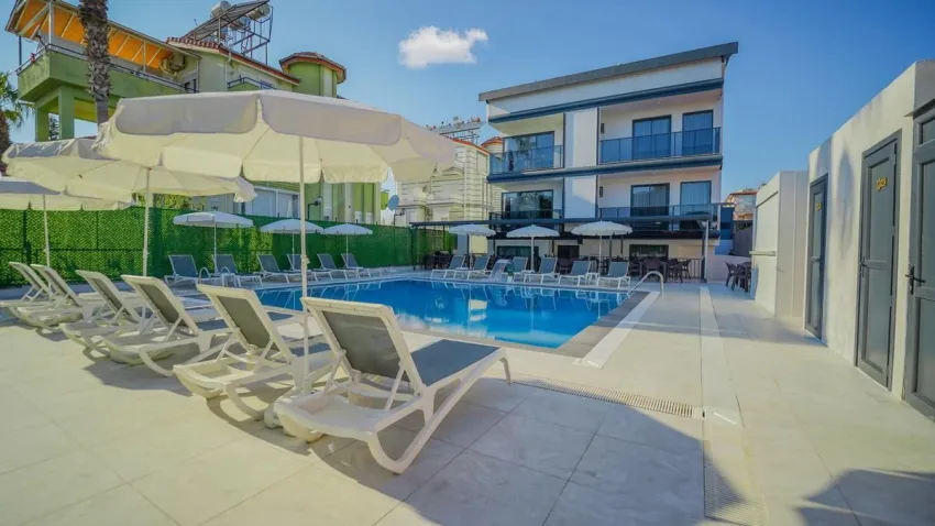 Side Blue Serenity(+16 Adult) 3*-3