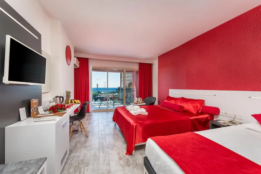White City Beach (Adults Only 16+) 4*-41