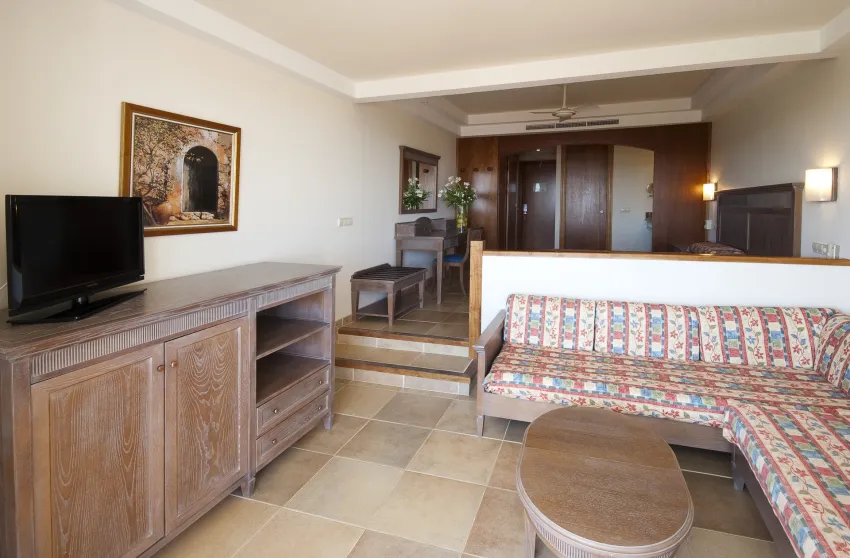 Beach Club Font de sa Cala 4*-6