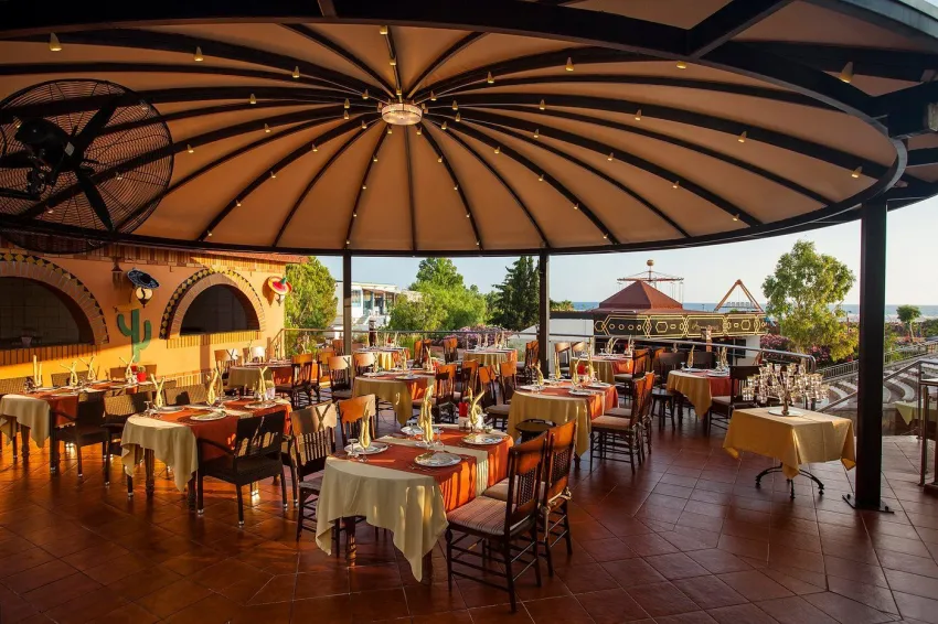 Club Hotel Turan Prince World 5*-5