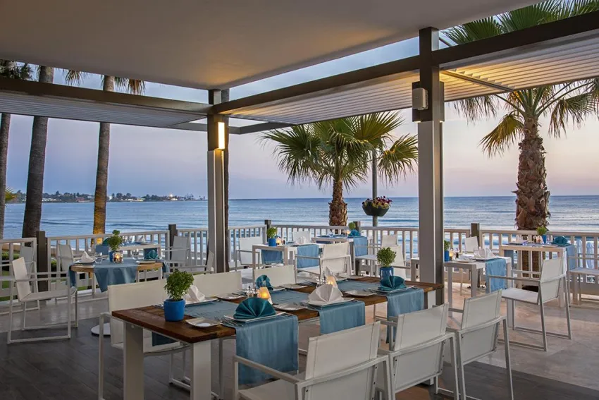 ACANTHUS & CENNET BARUT COLLECTION  5*-24