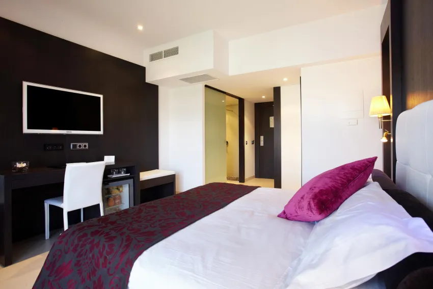 Saratoga Hotel 4*-23