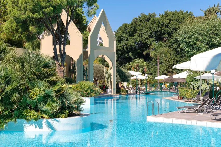 Dionysos Hotel 4*-10