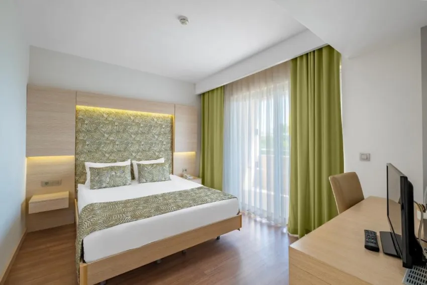 A Good Life Utopia Family Resort 4*-45