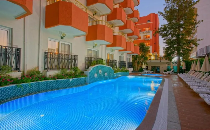 ANTIQUE ROMAN PALACE (ADULTS ONLY 16+)  5*-23