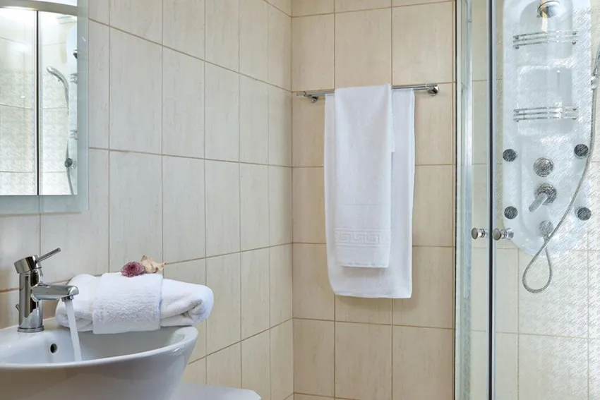 St. Constantin 4*-13