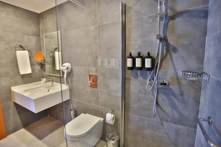 Caddem Inn Hotel -22